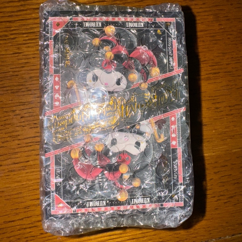 Kuromi joker kingdom series blind box figure the queen